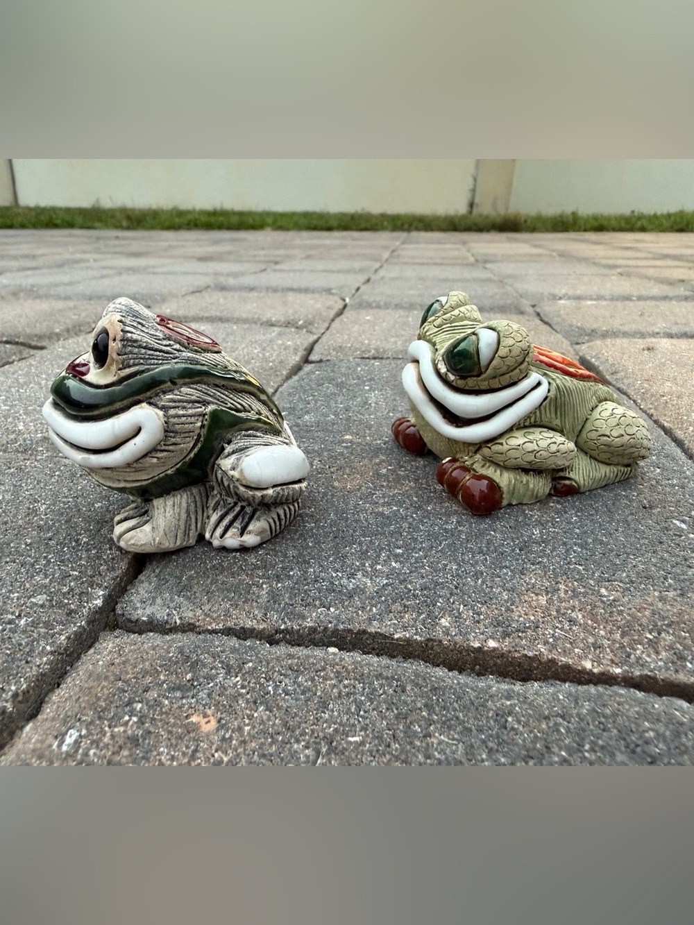 Handmade Frog Figurines Trinket Sculpture